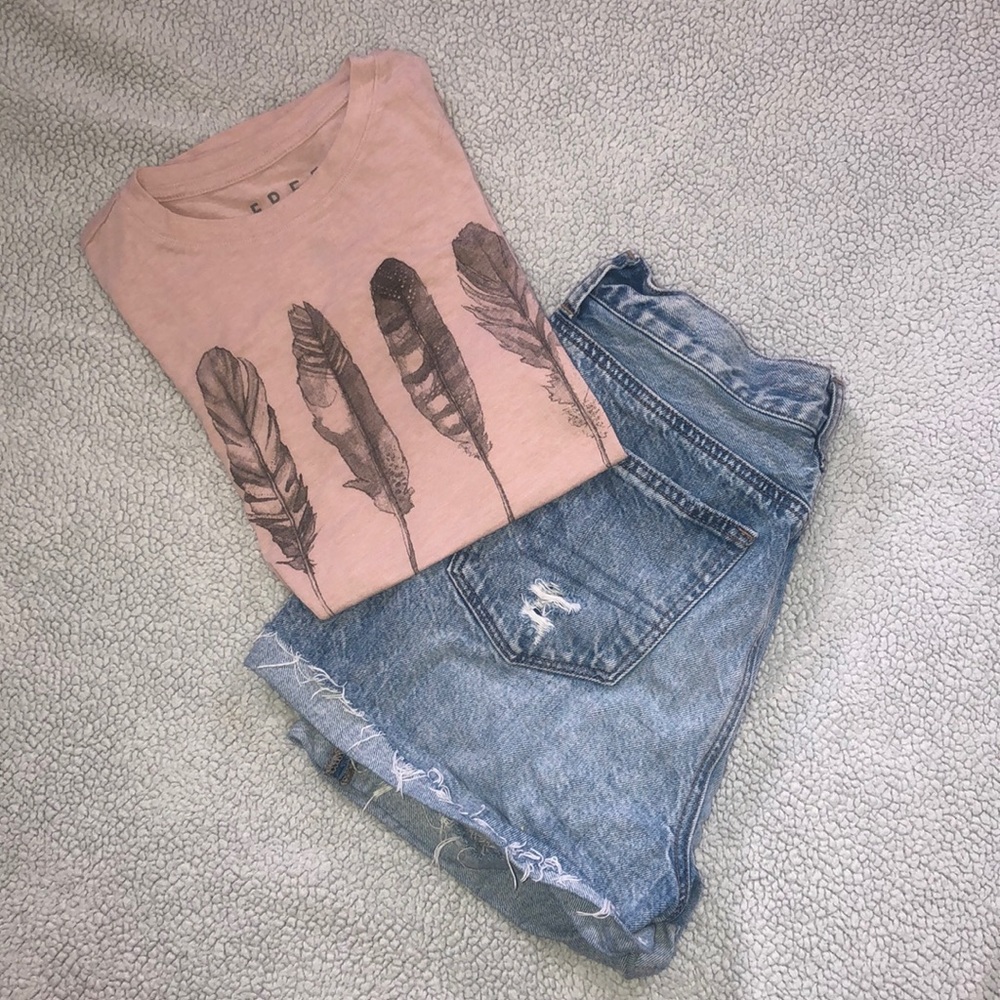 Dusty Rose Feather Tee